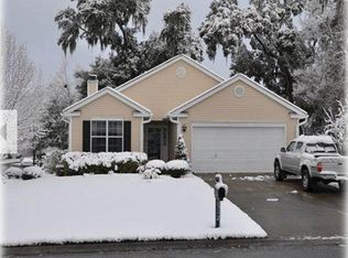 8512 Falling Leaf Ln, North Charleston, SC 29420