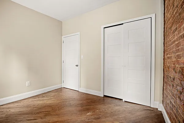 Rented by Cooper & Cooper Real Estate | media 16