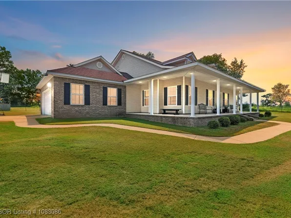 106479 S 4770th Rd, Muldrow, OK 74948