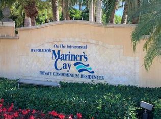 400 Scotia Dr APT 105, Hypoluxo, FL 33462