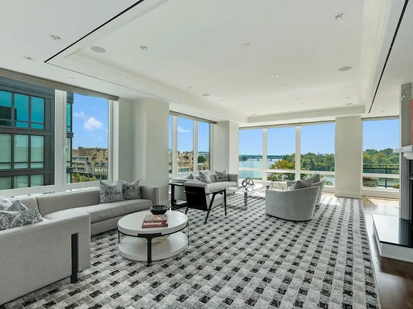 3150 S St NW, Washington, DC 20007