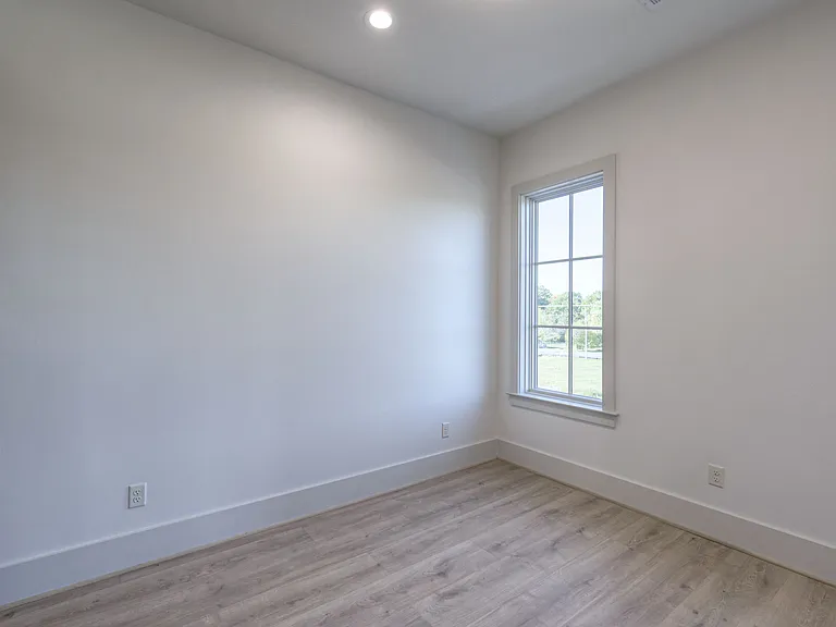 1025 Southwalk Dr — Photo 41