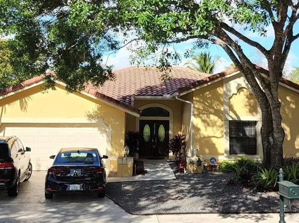 1818 Park Ave, Weston, FL 33326