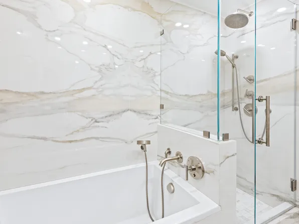 27 West 19th Street image 13 of 17