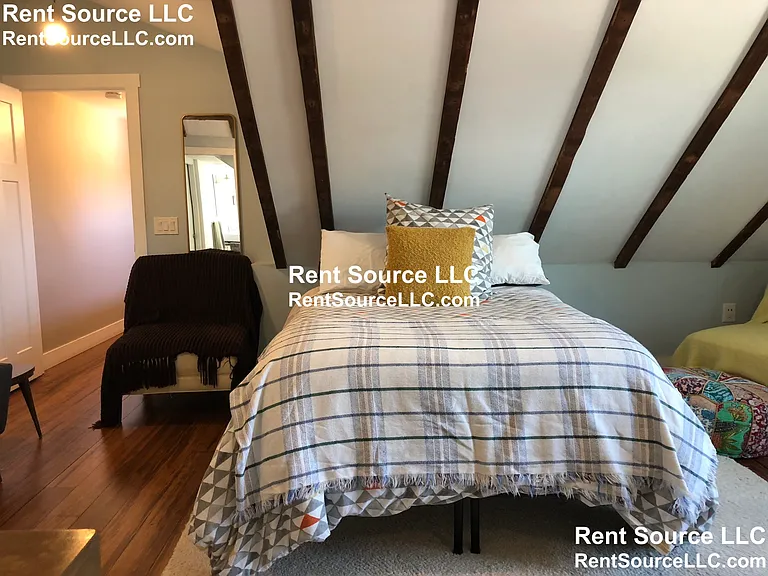 17 Everett St #B — Photo 17
