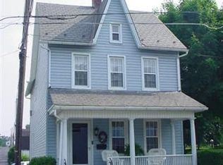 218 E Prospect St, Nazareth, PA 18064