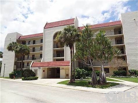 1st image of 2788 Tennis Club Dr APT 404