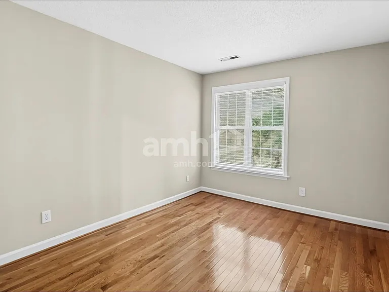 3520 Huntingridge Dr — Photo 14