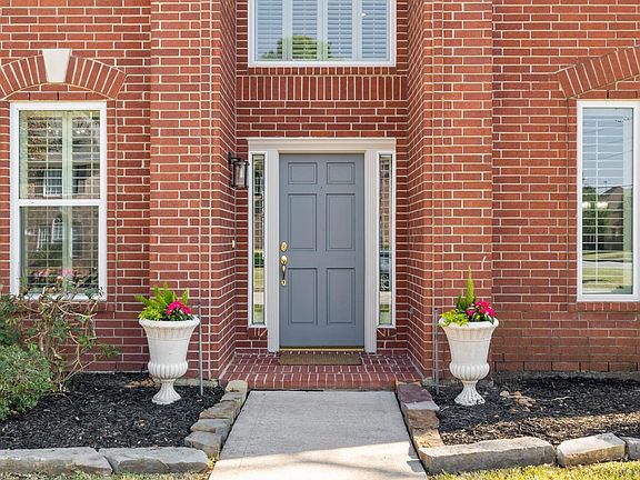 4th image of 2739 Wisteria Walk