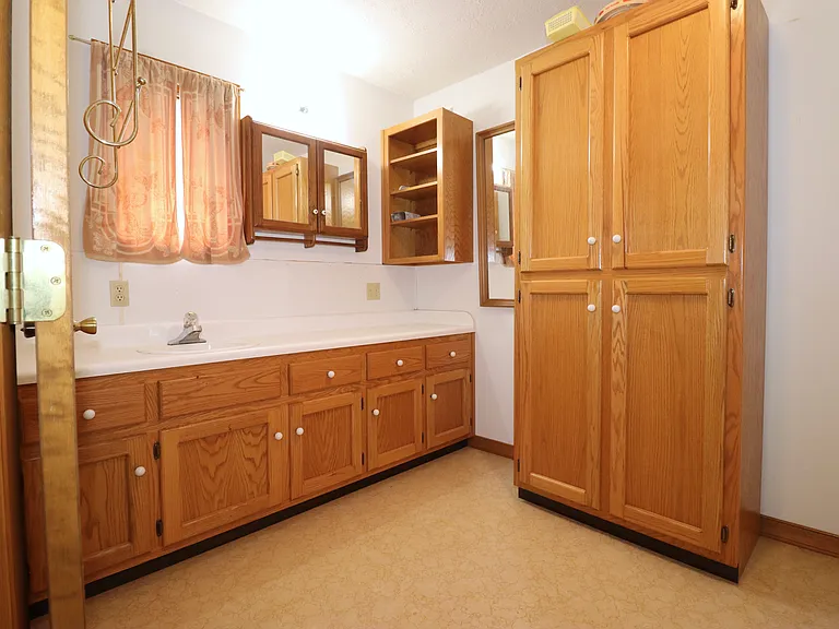 20451 Highway B — Photo 14