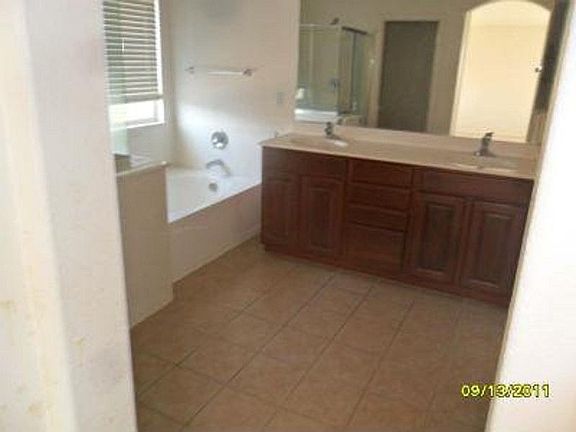 5th image of 3351 Salvatore Ln