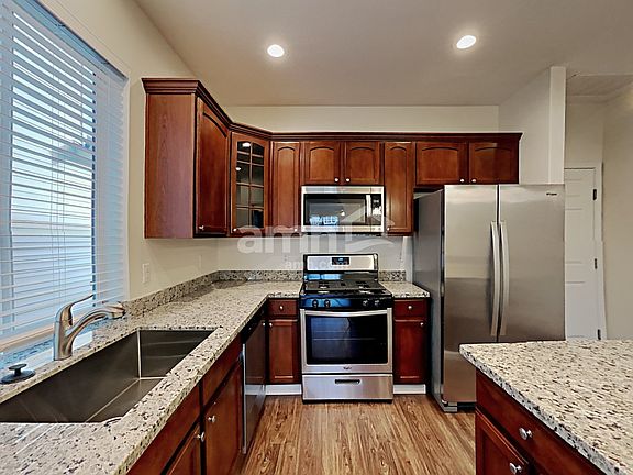 3rd image of 1646 180th Street Ct E