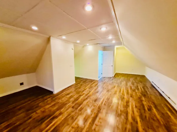 38 West 13th Street image 15 of 17