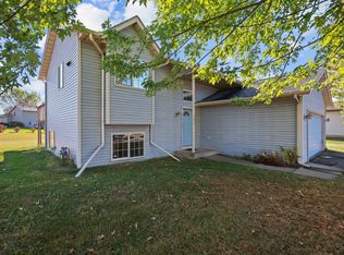 741 Joes Lake Rd SE, Cambridge, MN 55008
