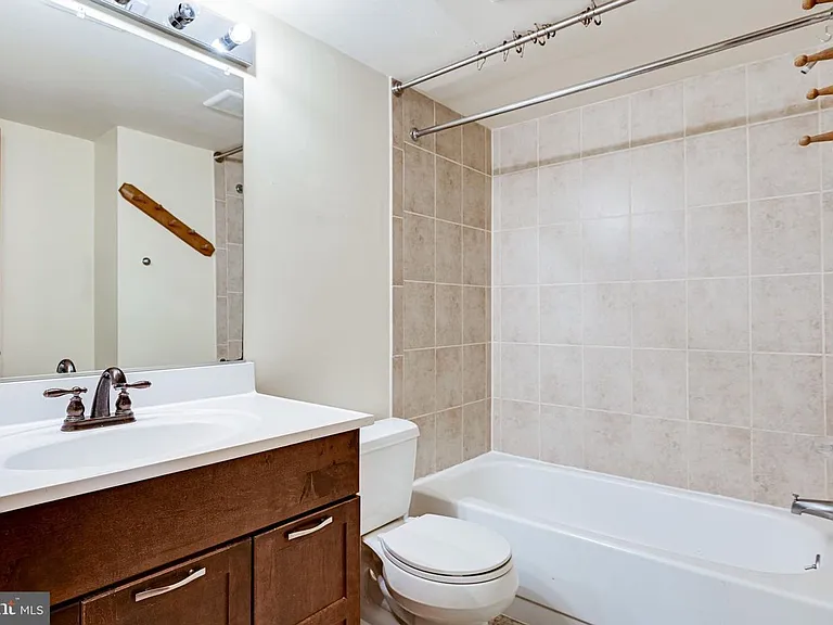 1328 Potomac School Rd — Photo 18