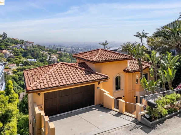 530 Gravatt Dr, Oakland, CA 94705