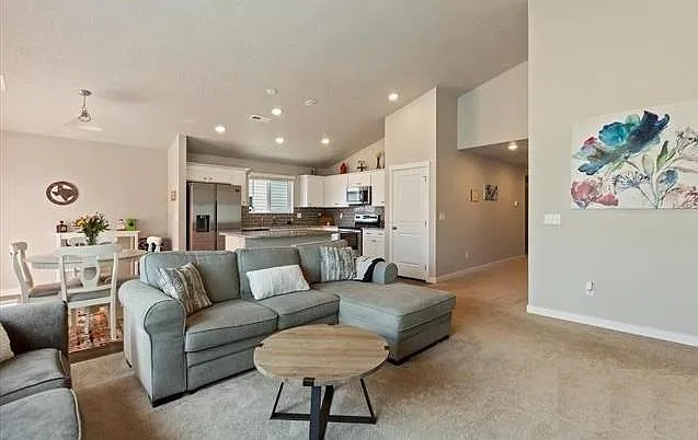 12635 Clearwell St — Photo 7