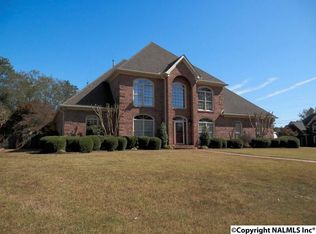 3306 Forest Glen Dr SW, Decatur, AL 35603