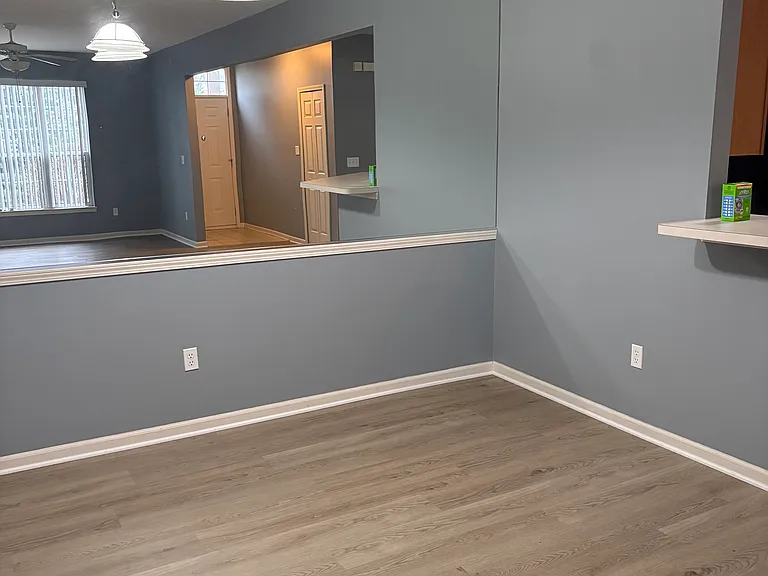 26104 Chesapeake Cir — Photo 1