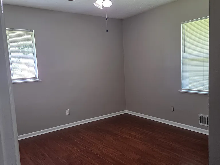8320 Kendrick Rd — Photo 13