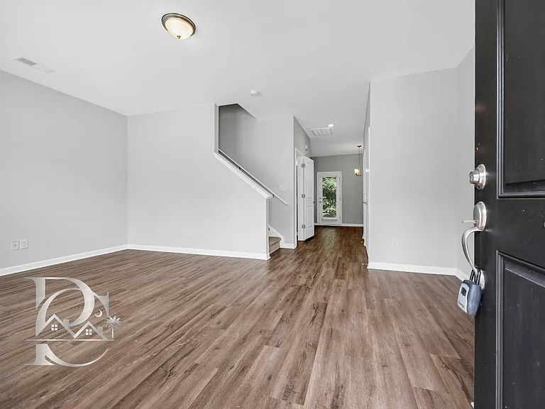 183 Northwood St — Photo 5