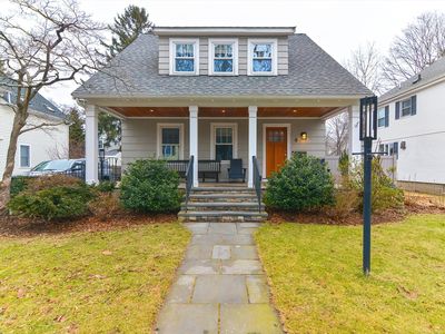 8 Damien Rd, Wellesley, MA, 02481