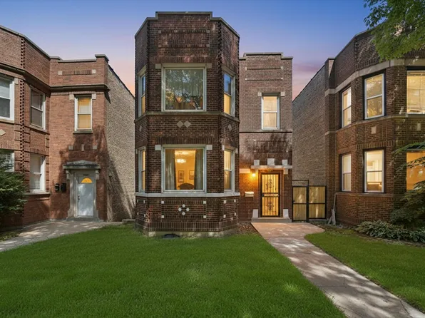 9015 S Muskegon Ave, Chicago, IL 60617