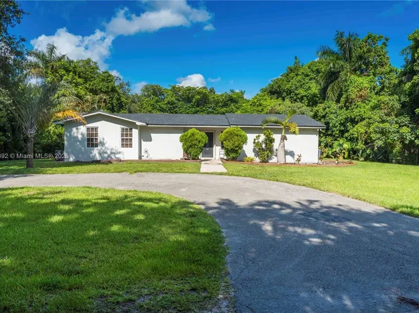 10901 SW 31st St, Davie, FL 33328