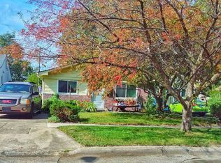 26553 Brettonwoods St, Madison Heights, MI 48071