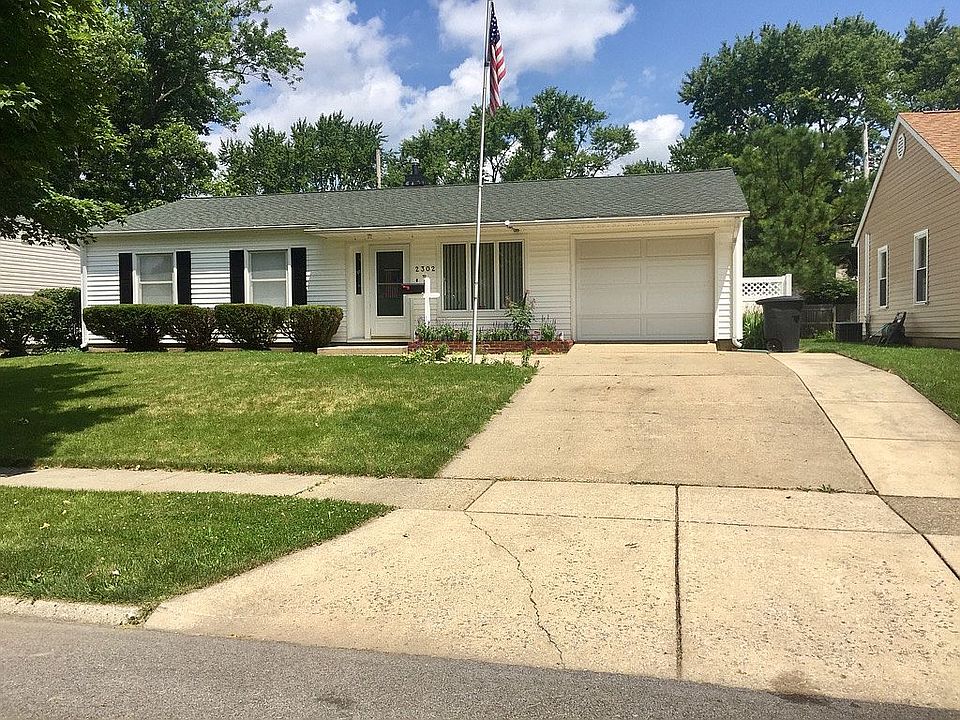 Large double wide driveway