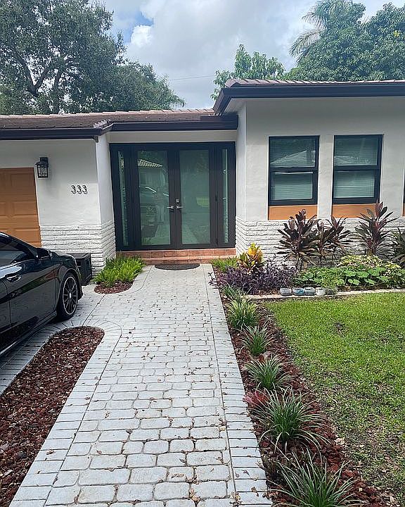 2nd image of 333 Fluvia Ave