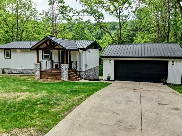 2498 Moudon Dr, Millersburg, OH 44654