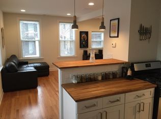 1352 N Greenview Ave, Chicago, IL 60642