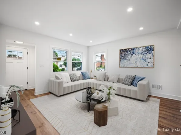 15 Dunkerly St, Totowa Boro, NJ 07512