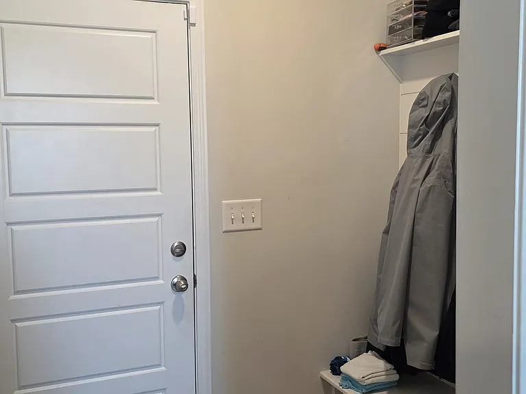 536 Amusement Dr — Photo 1
