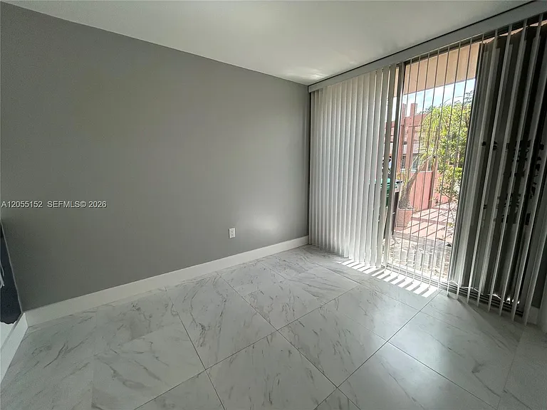 14110 Kendale Lakes Cir — Photo 9