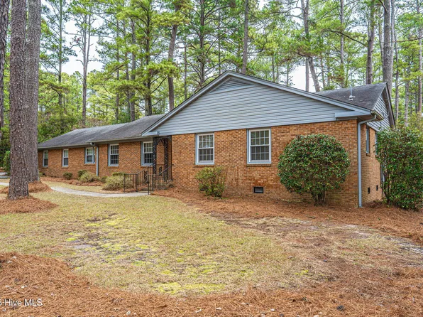 202 Downing Place, Southern Pines, NC 28387