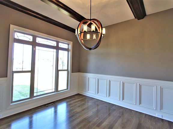 2nd image of 905 Larkspur Ln #73-lot 73