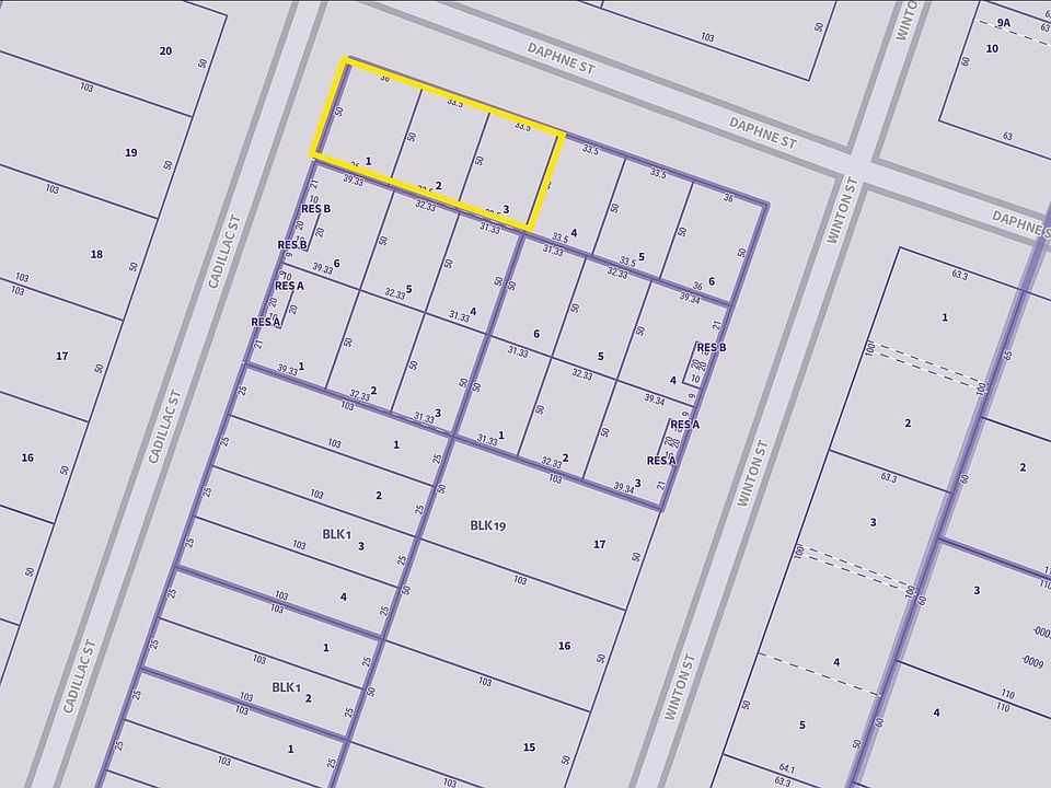 2nd image of 2526 Daphne St