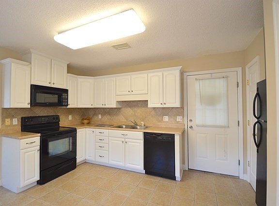 2nd image of 119 Dalton Cody Dr