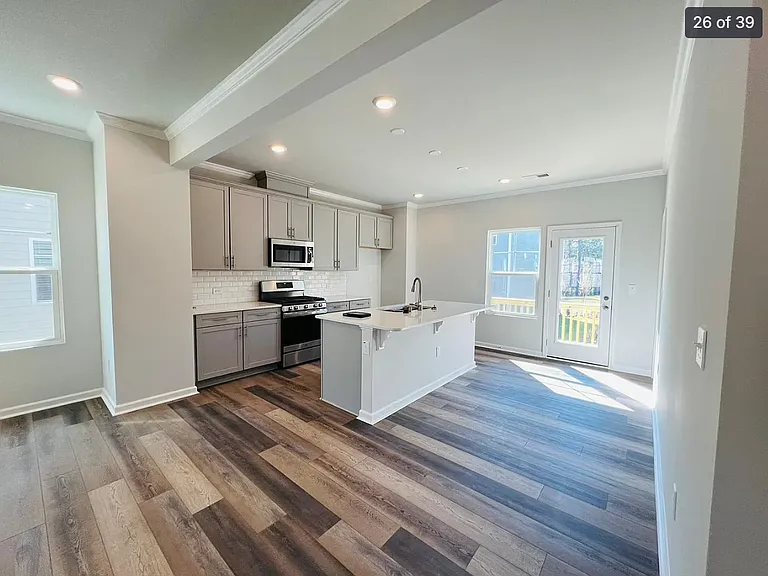 1306 Rosepine Dr — Photo 7