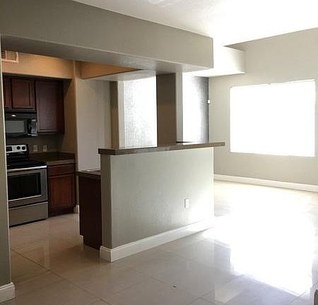 5th image of 16825 N 14th St Unit 126