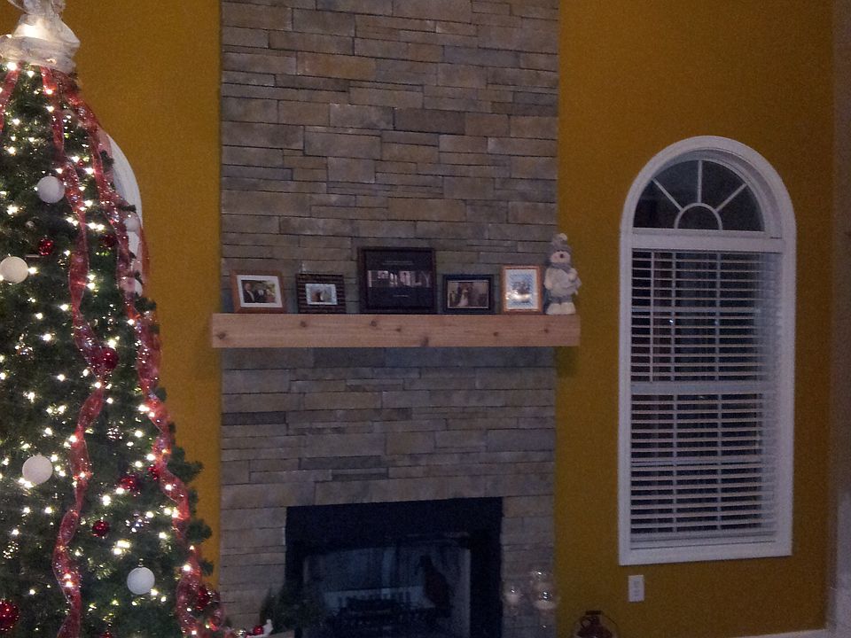 1st image of 176 River Park Cir