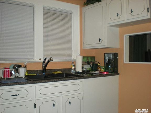 2nd image of 2195 Willoughby Ave