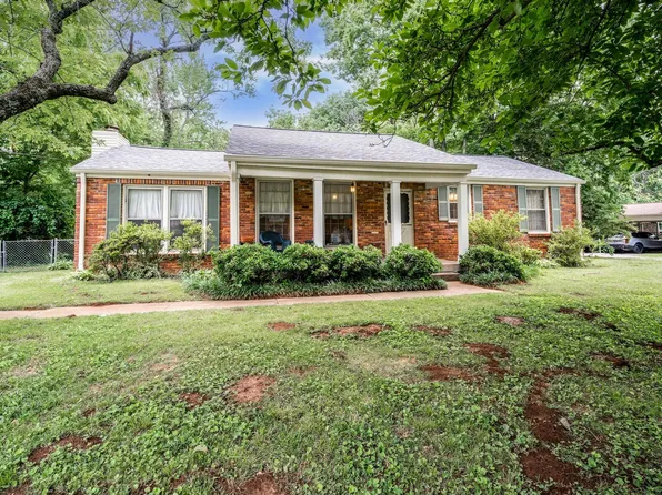 620 Crieve Rd, Nashville, TN 37220