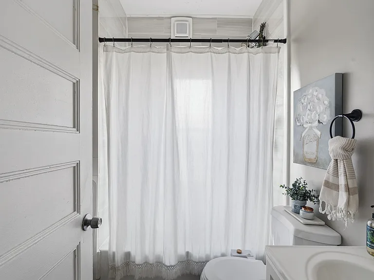 186 Arnoldale Rd #2 — Photo 19