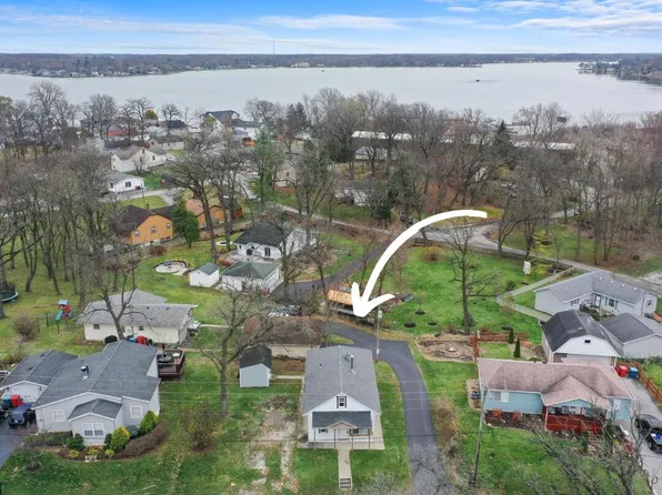 13153 NW Lake Shore Dr, Cedar Lake, IN 46303