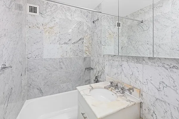 Rented by GoodRock Realty | media 20