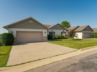 4540 Prairie View Pl NW, Rochester, MN 55902