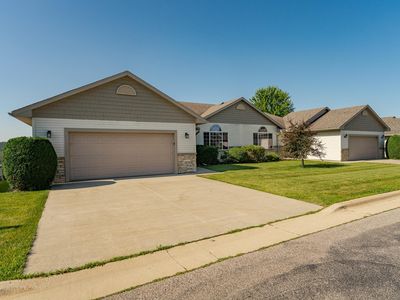 4540 Prairie View Pl NW, Rochester, MN, 55902